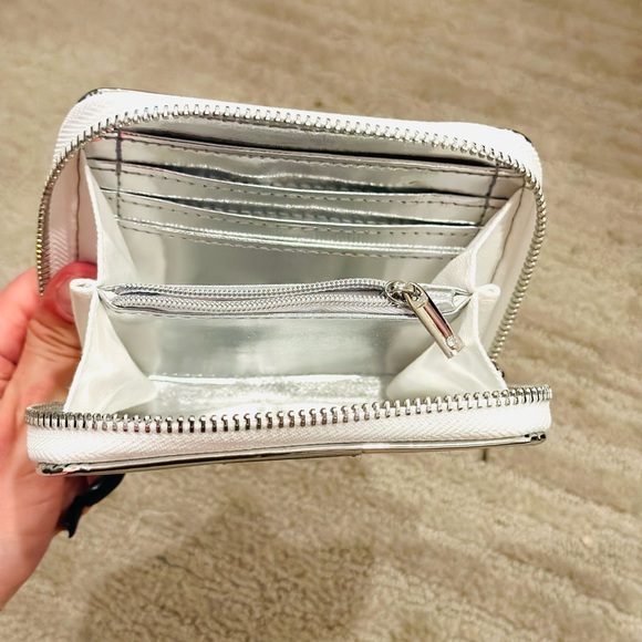 🆕Stylish SWAROWSKI silver wallet for ladies - Picture 3 of 9